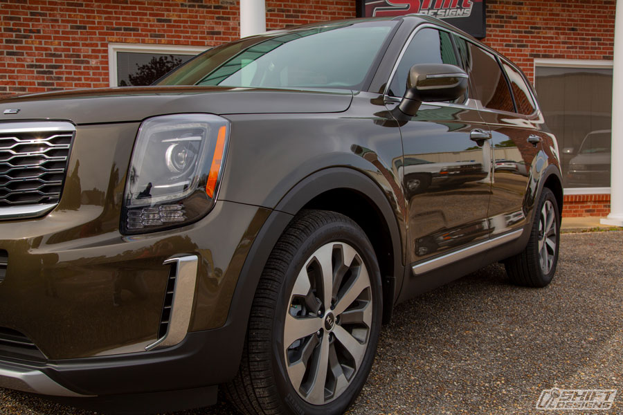 Kia-Telluride-Black-Out-Partial-Vehicle-Wrap-3