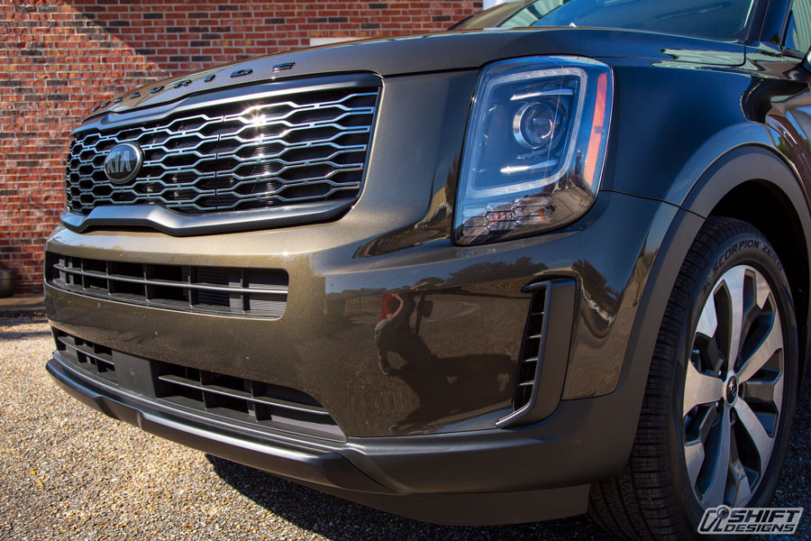 Kia-Telluride-Black-Out-Partial-Vehicle-Wrap-9